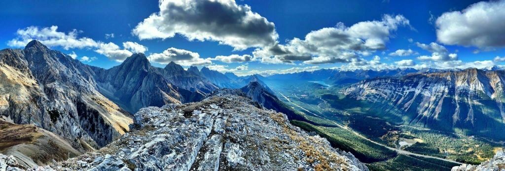 grizzly-peak-trail,-canadian-rockies.
