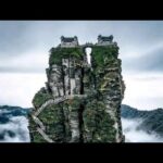 climbing-fanjingshan,-china