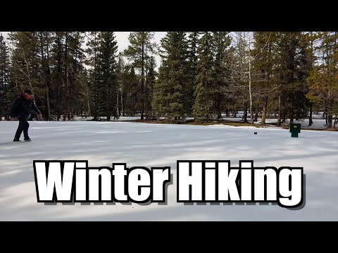 winter-hiking-can-be-magical-❅❅❅