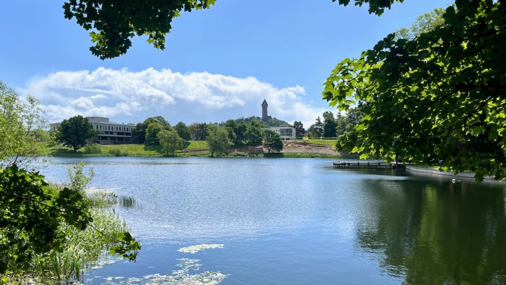 hill-climbing-dumyat,-sterling,-scotland