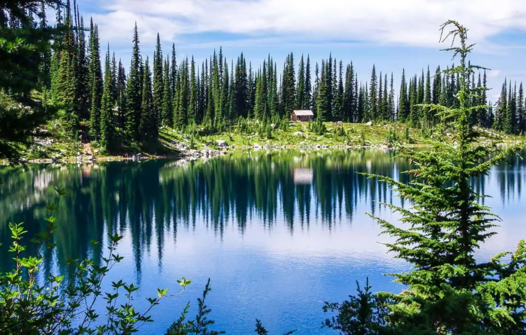 great-hikes-in-british-columbia
